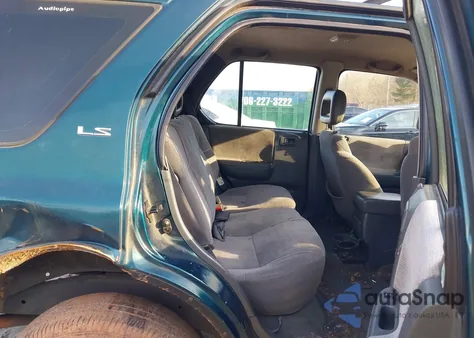 1999 Isuzu Rodeo Ls/Lse/S 3.2L z USA, uszkodzony, nr VIN 4S2CK58W5X4322380